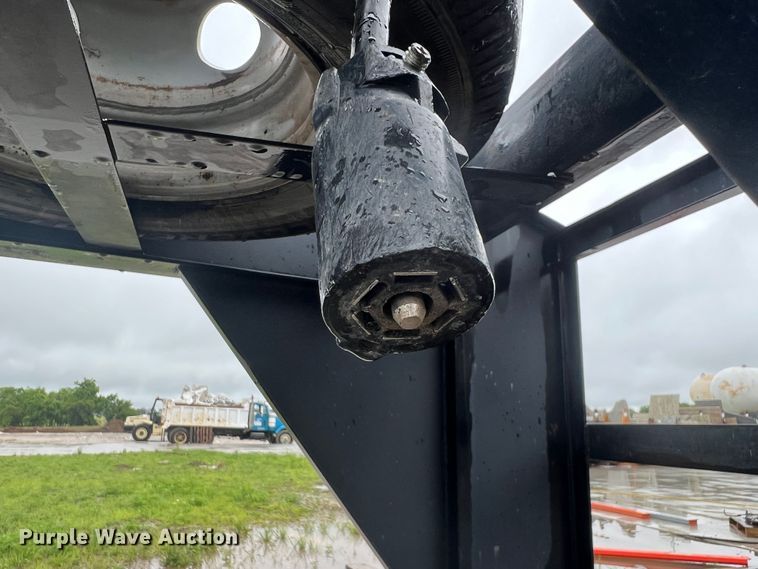 image for item HL9087 2004 Load Max  equipment trailer