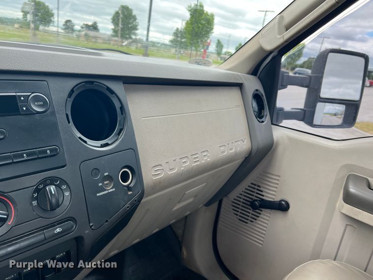 image for item HL9103 2008 Ford F450 Super Duty  utility / service truck