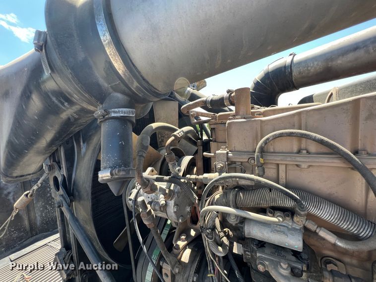 image for item HL9132 1985 Freightliner FLC  semi truck