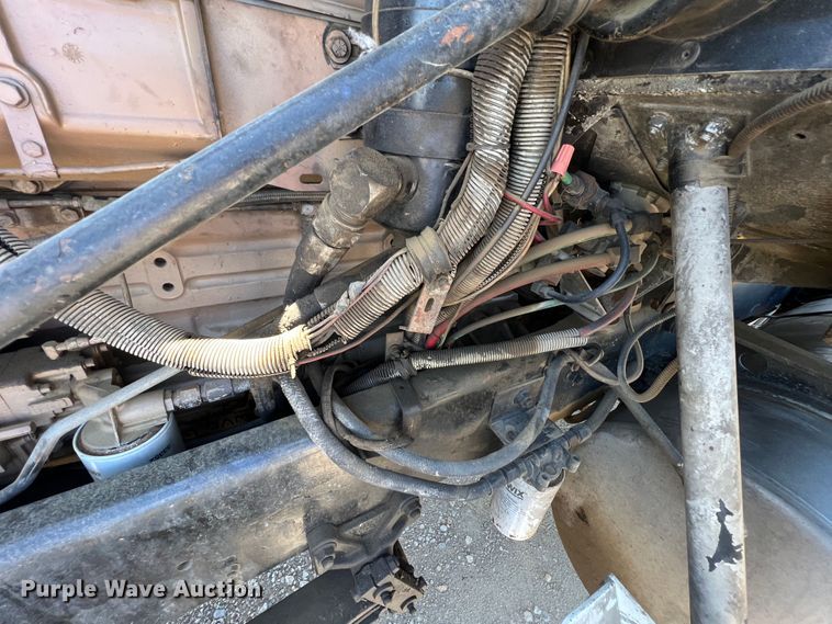 image for item HL9132 1985 Freightliner FLC  semi truck