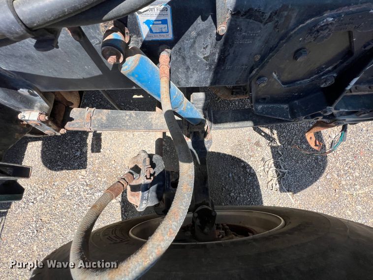 image for item HL9133 1995 Peterbilt 379  truck cab and chassis