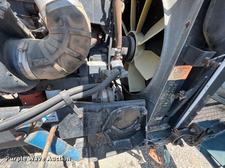 image for item HL9133 1995 Peterbilt 379  truck cab and chassis