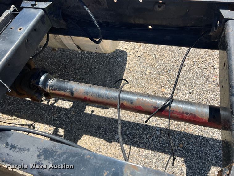 image for item HL9133 1995 Peterbilt 379  truck cab and chassis