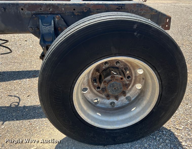 image for item HL9133 1995 Peterbilt 379  truck cab and chassis