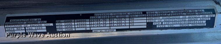 image for item HL9133 1995 Peterbilt 379  truck cab and chassis