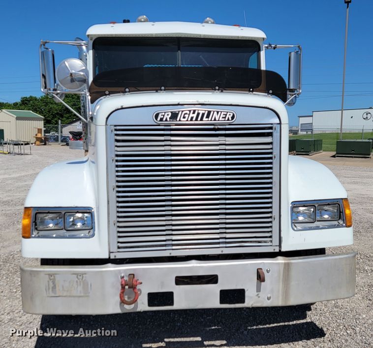 image for item JL9401 1993 Freightliner FLD  flatbed truck