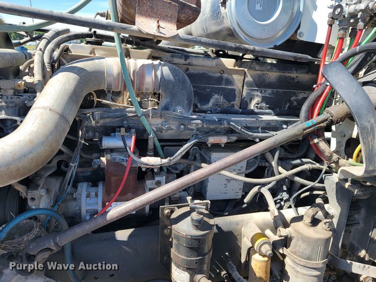 image for item JL9401 1993 Freightliner FLD  flatbed truck