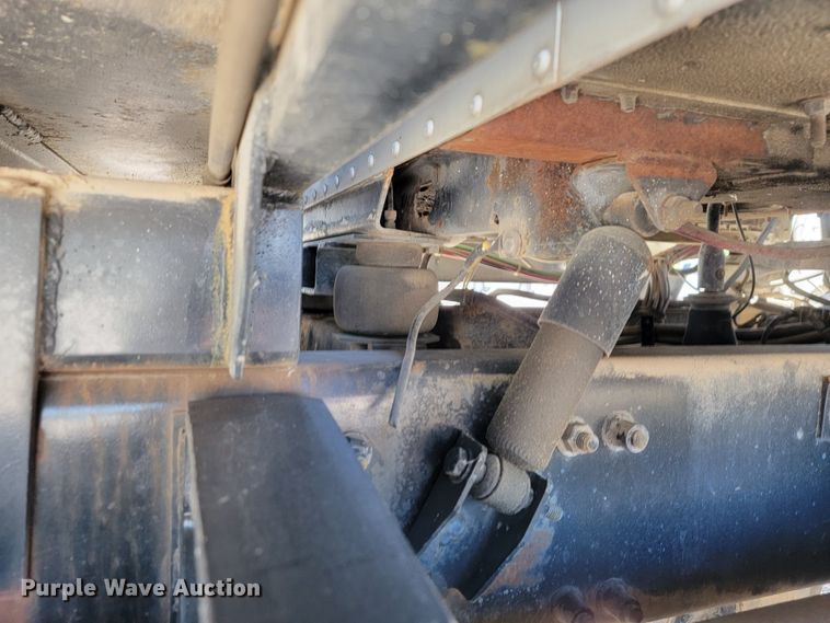 image for item JL9401 1993 Freightliner FLD  flatbed truck