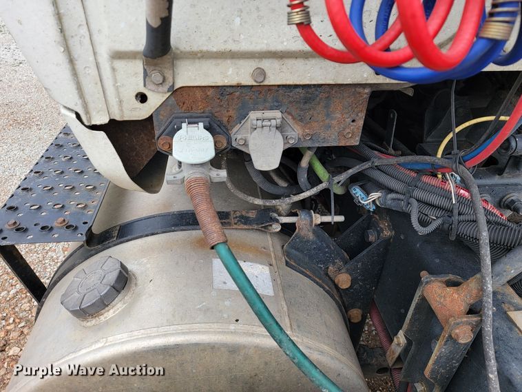 image for item JL9432 2011 International TranStar 8600  semi truck