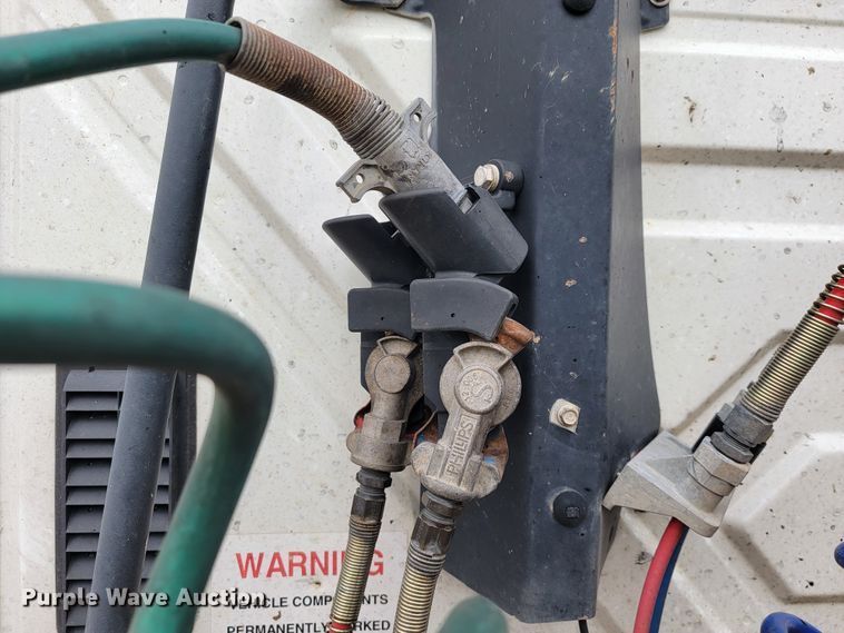 image for item JL9432 2011 International TranStar 8600  semi truck