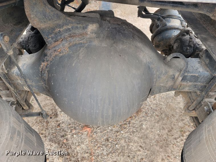 image for item JL9432 2011 International TranStar 8600  semi truck