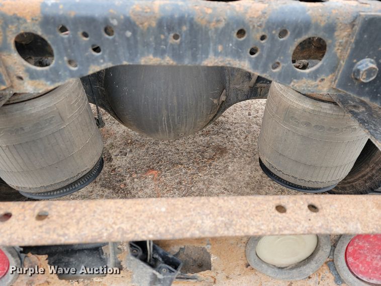 image for item JL9432 2011 International TranStar 8600  semi truck