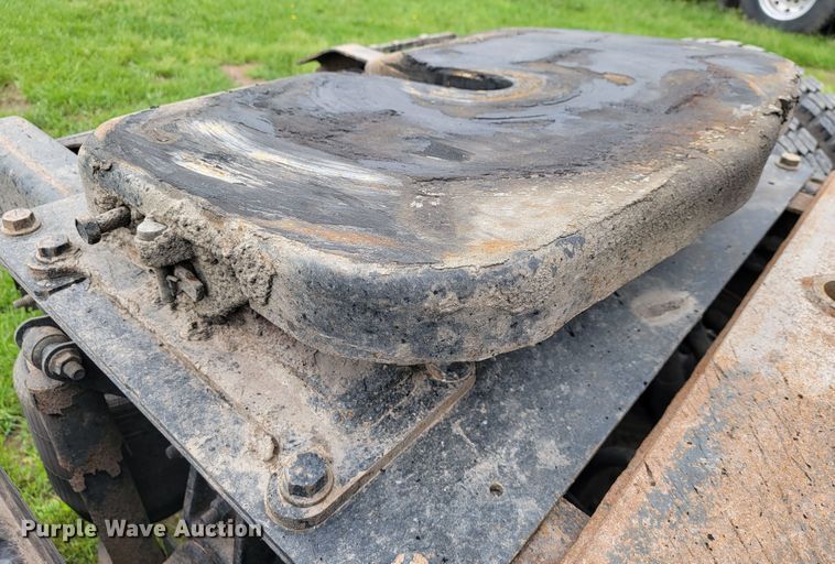 image for item JL9432 2011 International TranStar 8600  semi truck