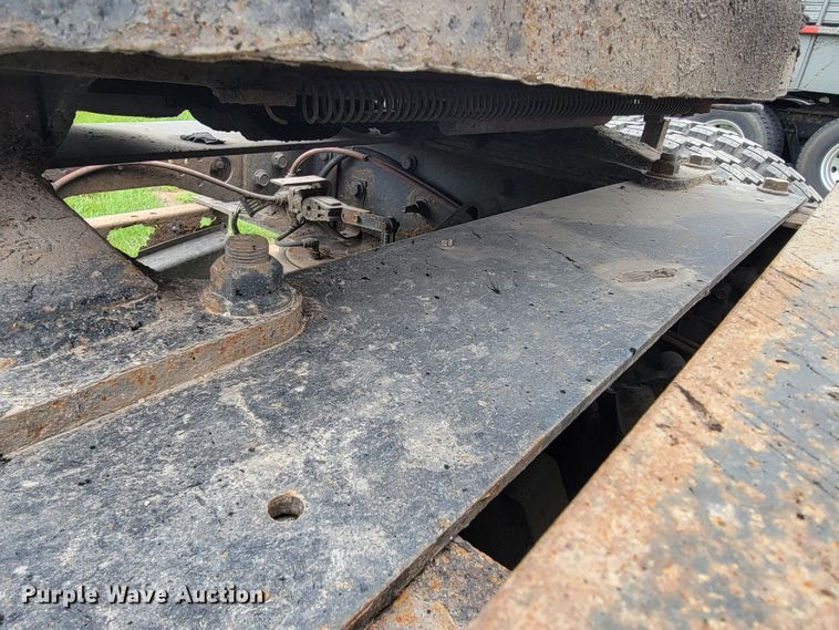 image for item JL9432 2011 International TranStar 8600  semi truck