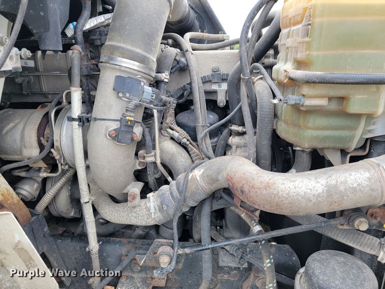 image for item JL9432 2011 International TranStar 8600  semi truck