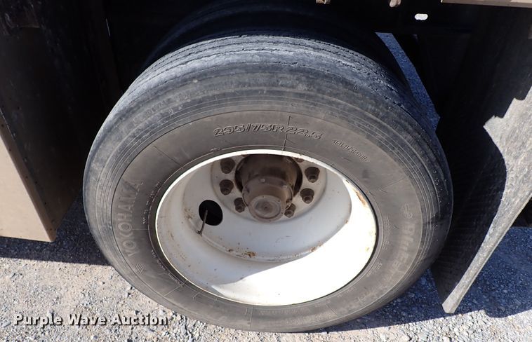 image for item JO9605 2012 Utility Trailers  flatbed trailer