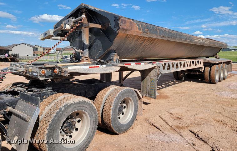 image for item KA9315 2003 Trail King TK60SSD-484  side dump trailer