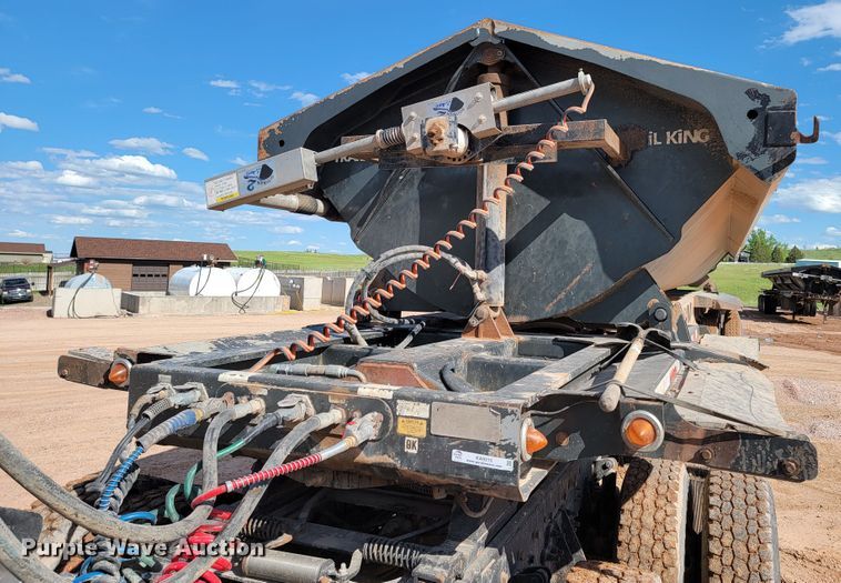 image for item KA9315 2003 Trail King TK60SSD-484  side dump trailer