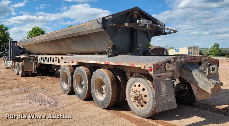 image for item KA9315 2003 Trail King TK60SSD-484  side dump trailer