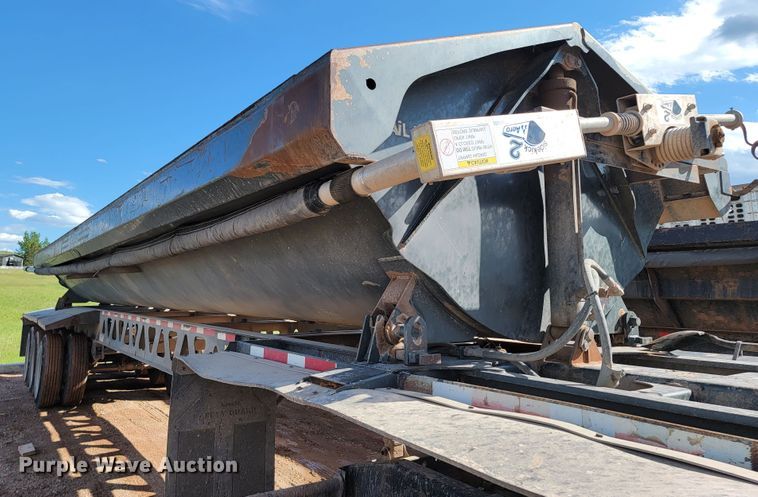 image for item KA9315 2003 Trail King TK60SSD-484  side dump trailer