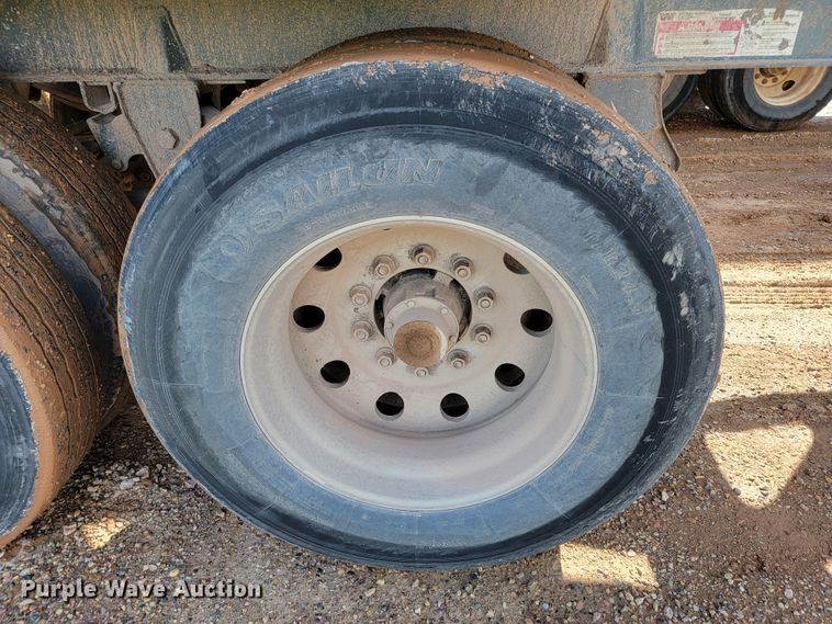 image for item KA9315 2003 Trail King TK60SSD-484  side dump trailer