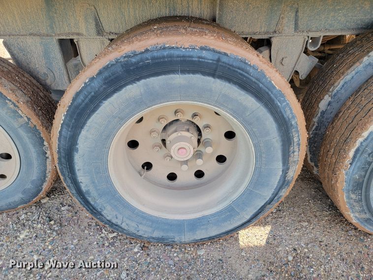 image for item KA9315 2003 Trail King TK60SSD-484  side dump trailer