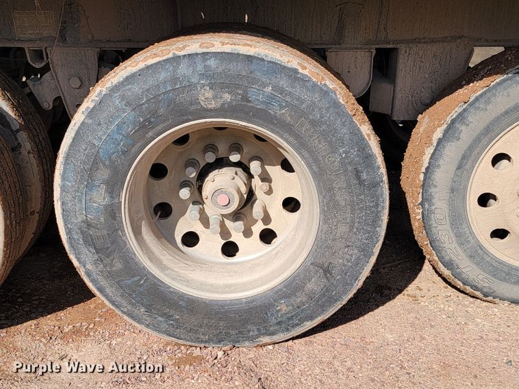 image for item KA9315 2003 Trail King TK60SSD-484  side dump trailer