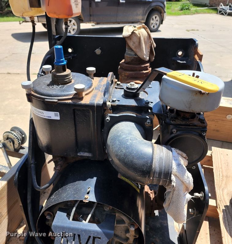 NVE Challenger 887 vacuum pump in Hays, KS Item KC9465 sold Purple Wave