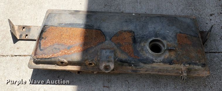 image for item KC9466 Kenworth T800 wide hood radiator