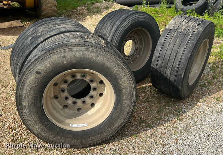 image for item KC9909 (4) Michelin 445/50R22.5 tires and wheels