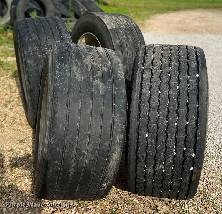 image for item KC9909 (4) Michelin 445/50R22.5 tires and wheels