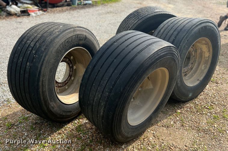 image for item KC9909 (4) Michelin 445/50R22.5 tires and wheels