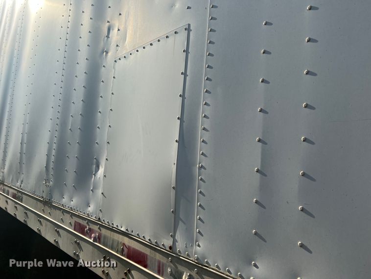image for item KC9911 2000 Wabash  dry van trailer
