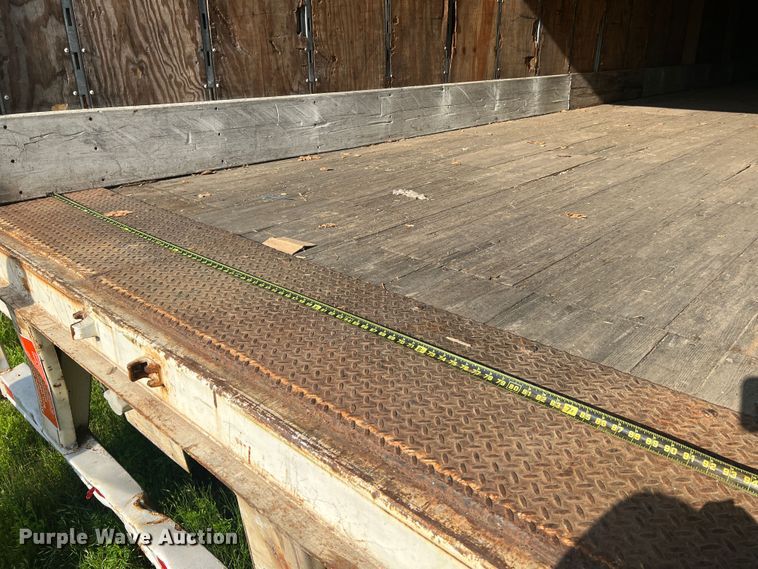 image for item KC9911 2000 Wabash  dry van trailer