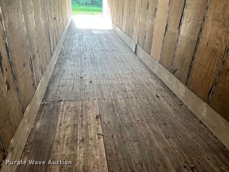 image for item KC9911 2000 Wabash  dry van trailer