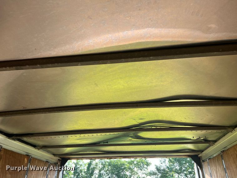 image for item KC9911 2000 Wabash  dry van trailer