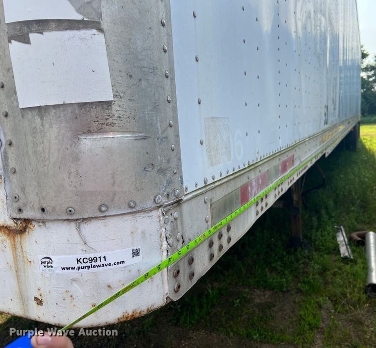 image for item KC9911 2000 Wabash  dry van trailer