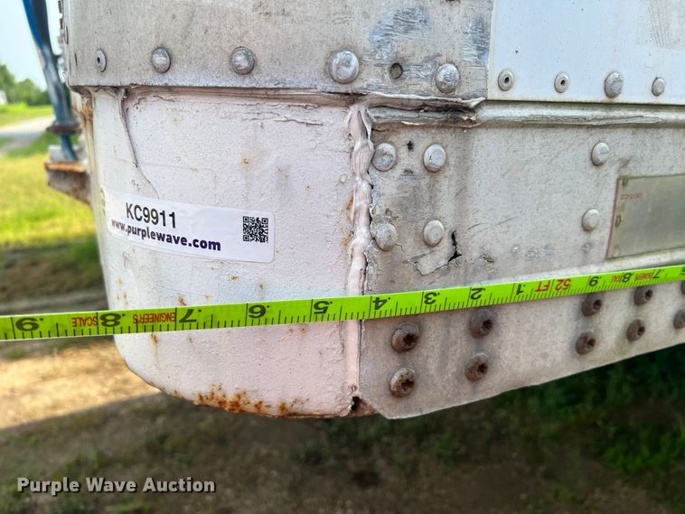 image for item KC9911 2000 Wabash  dry van trailer