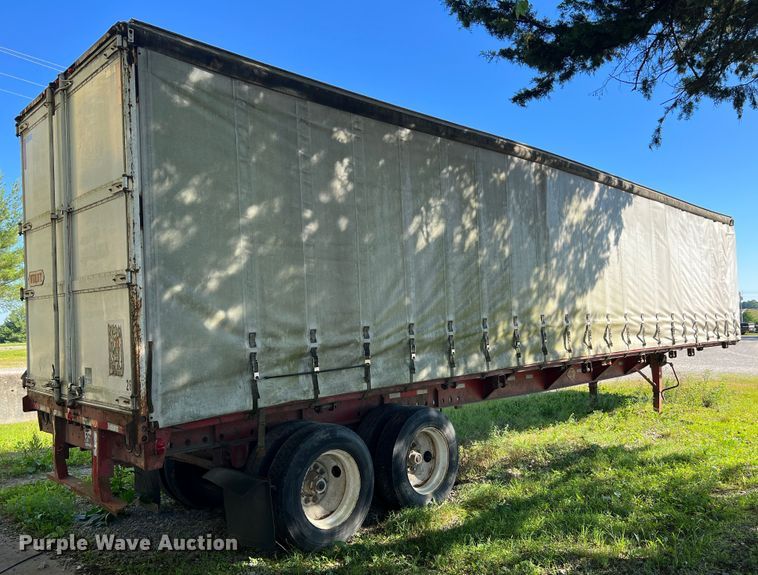 image for item KC9923 1983 Utility Trailers FS2CHE  side curtain trailer