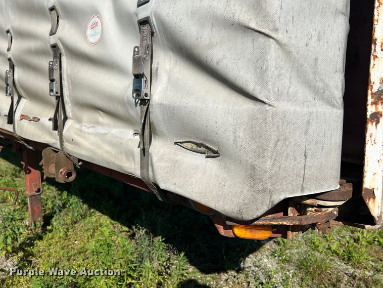 image for item KC9923 1983 Utility Trailers FS2CHE  side curtain trailer