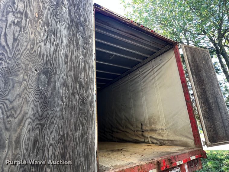 image for item KC9923 1983 Utility Trailers FS2CHE  side curtain trailer