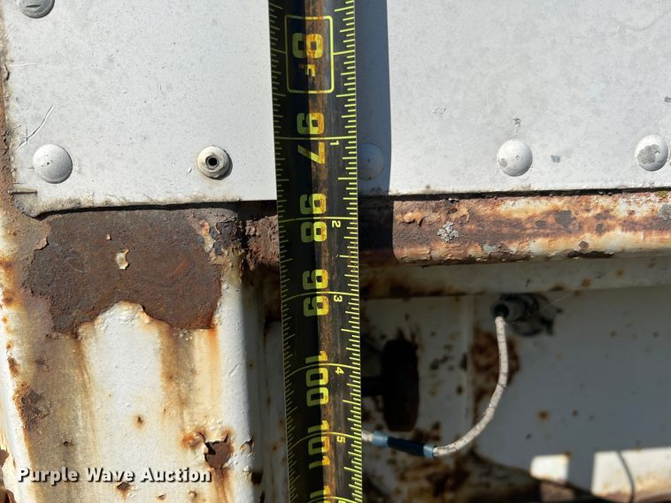 image for item KC9923 1983 Utility Trailers FS2CHE  side curtain trailer