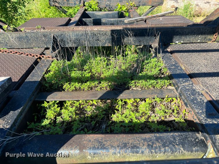 image for item KC9924 1982  Log trailer