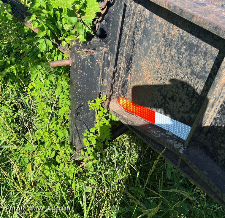 image for item KC9924 1982  Log trailer