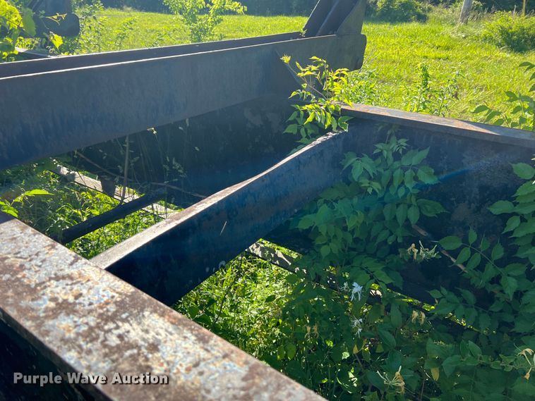 image for item KC9924 1982  Log trailer