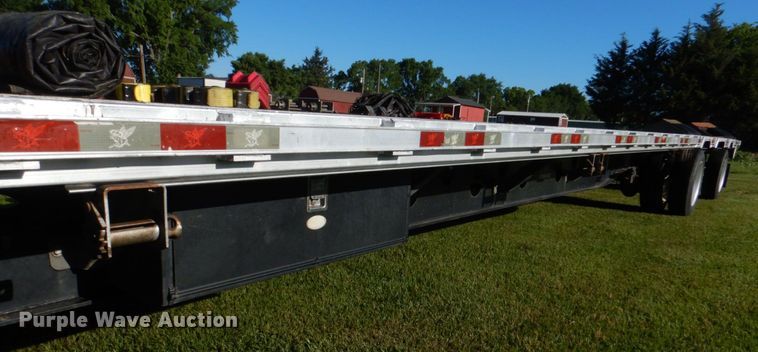image for item KJ9907 2016 Manac 13253C0B1  drop deck trailer
