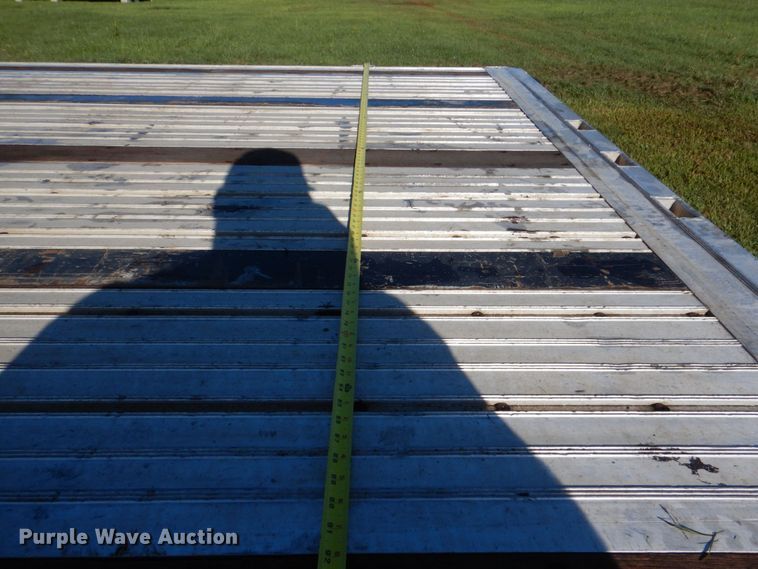 image for item KJ9907 2016 Manac 13253C0B1  drop deck trailer