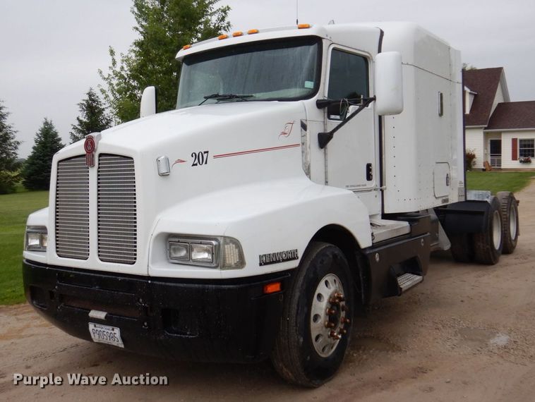 image for item KR9288 2006 Kenworth T600  semi truck