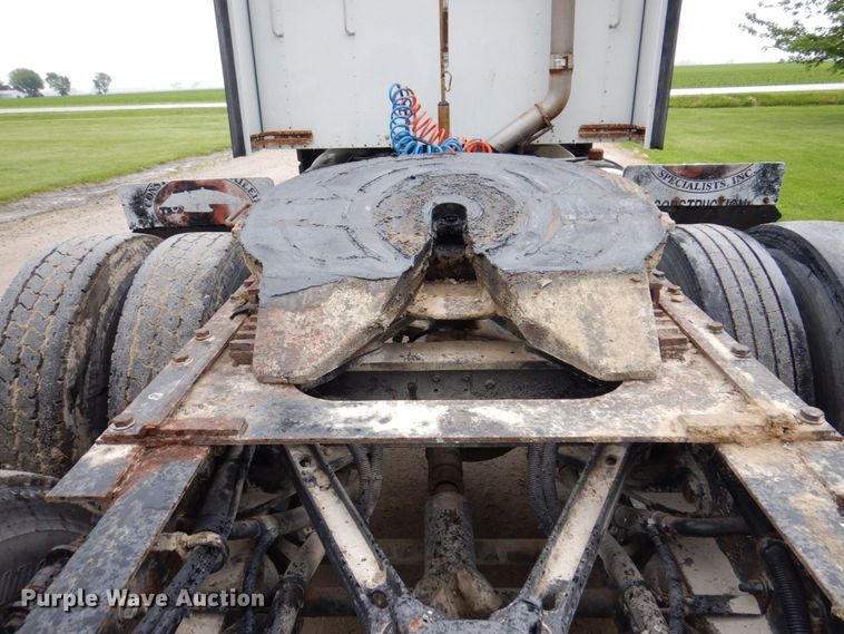 image for item KR9288 2006 Kenworth T600  semi truck