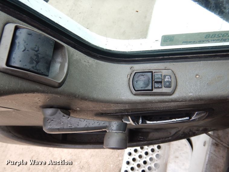 image for item KR9288 2006 Kenworth T600  semi truck